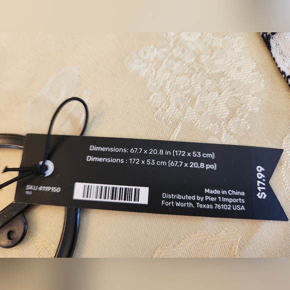 Pier 1 Scarf Wrap Skulls Metallic NWT - Picture 7 of 8